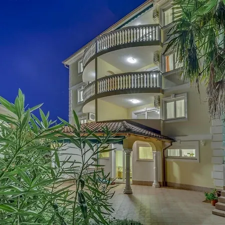 Mit Balkon Und Meerblick Appartamento Crikvenica