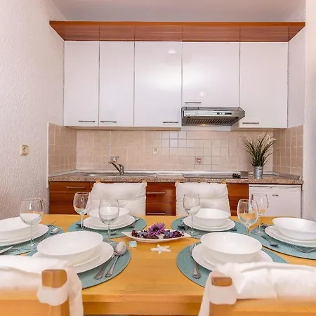 Mit Balkon Und Meerblick Appartamento